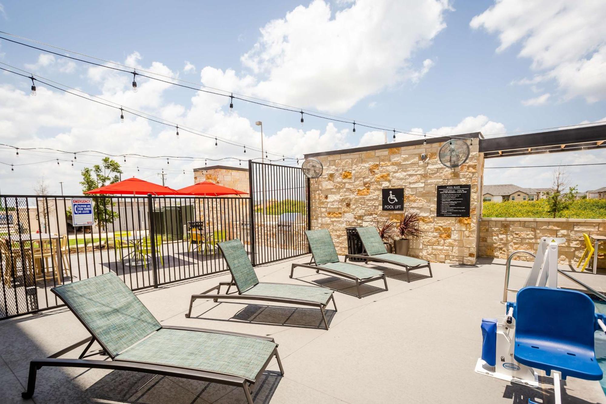 Home2 Suites By Hilton Pflugerville, Tx Extérieur photo